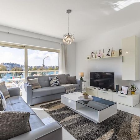 Stunning - Sunnyside 3-Bedroom Sliema Buitenkant foto