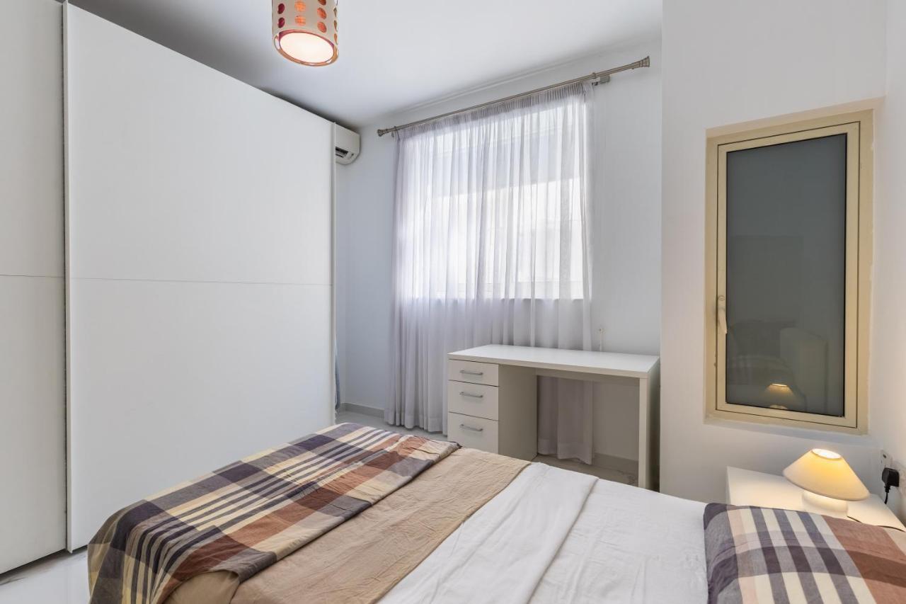 Stunning - Sunnyside 3-Bedroom Sliema Buitenkant foto